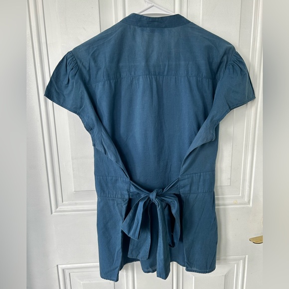 a.n.a Women's front button and back tie navy blue short sleeve Top - Picture 2 of 4